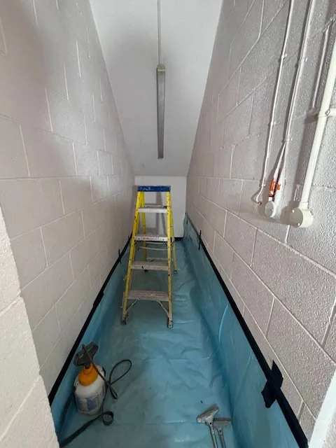 HSE-licensed asbestos gasket strip-out in N3